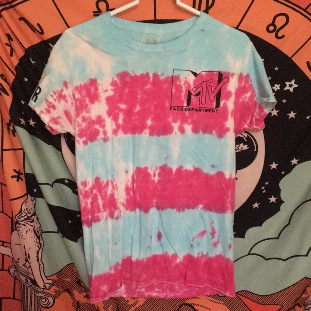 Blue & Pink Tie-Die M-TV